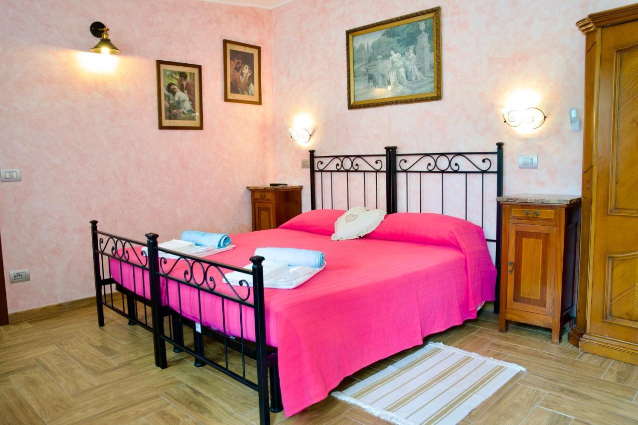 Hotel Diffuso Il Portichetto Vezio Perledo Luaran gambar
